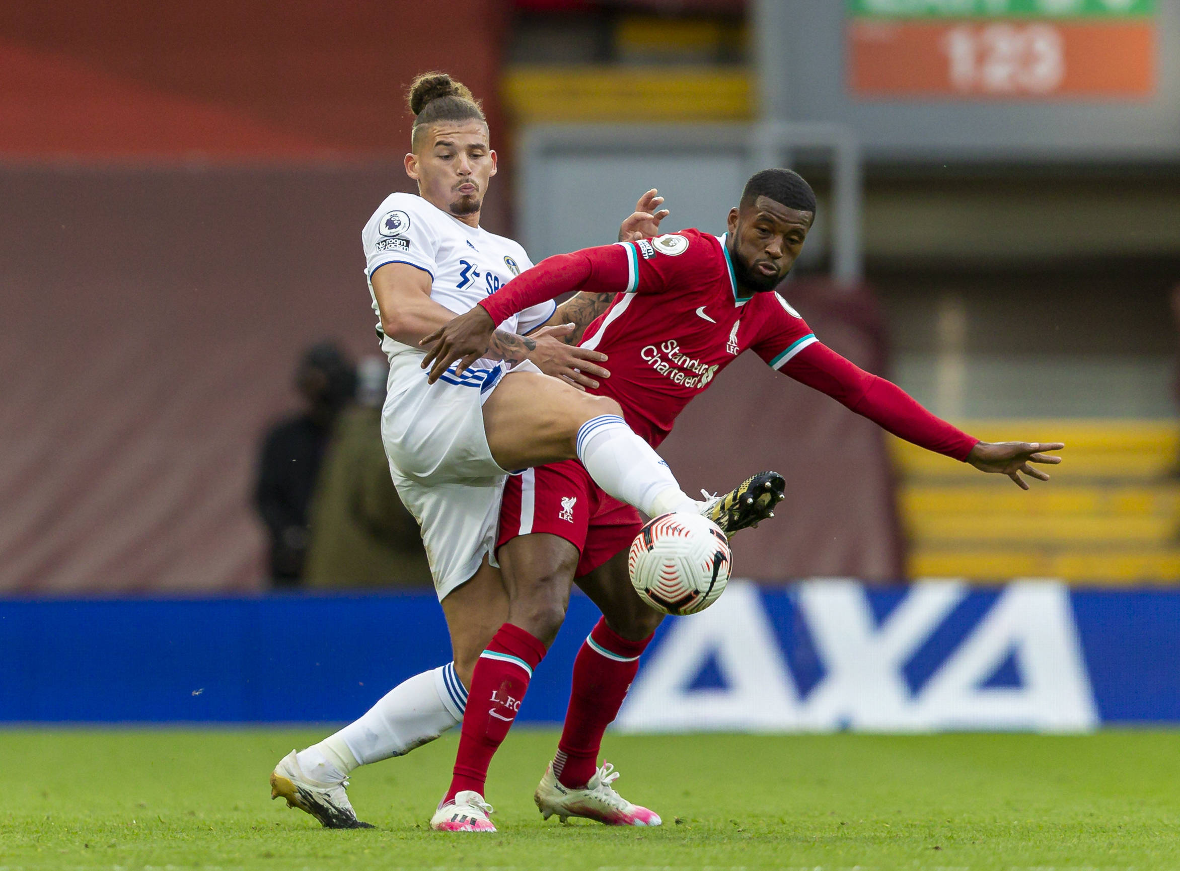 让我们透过 让我们透过